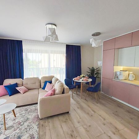Apartament Bella Rosa Z Podziemnym Parkingiem Kielce Exteriör bild
