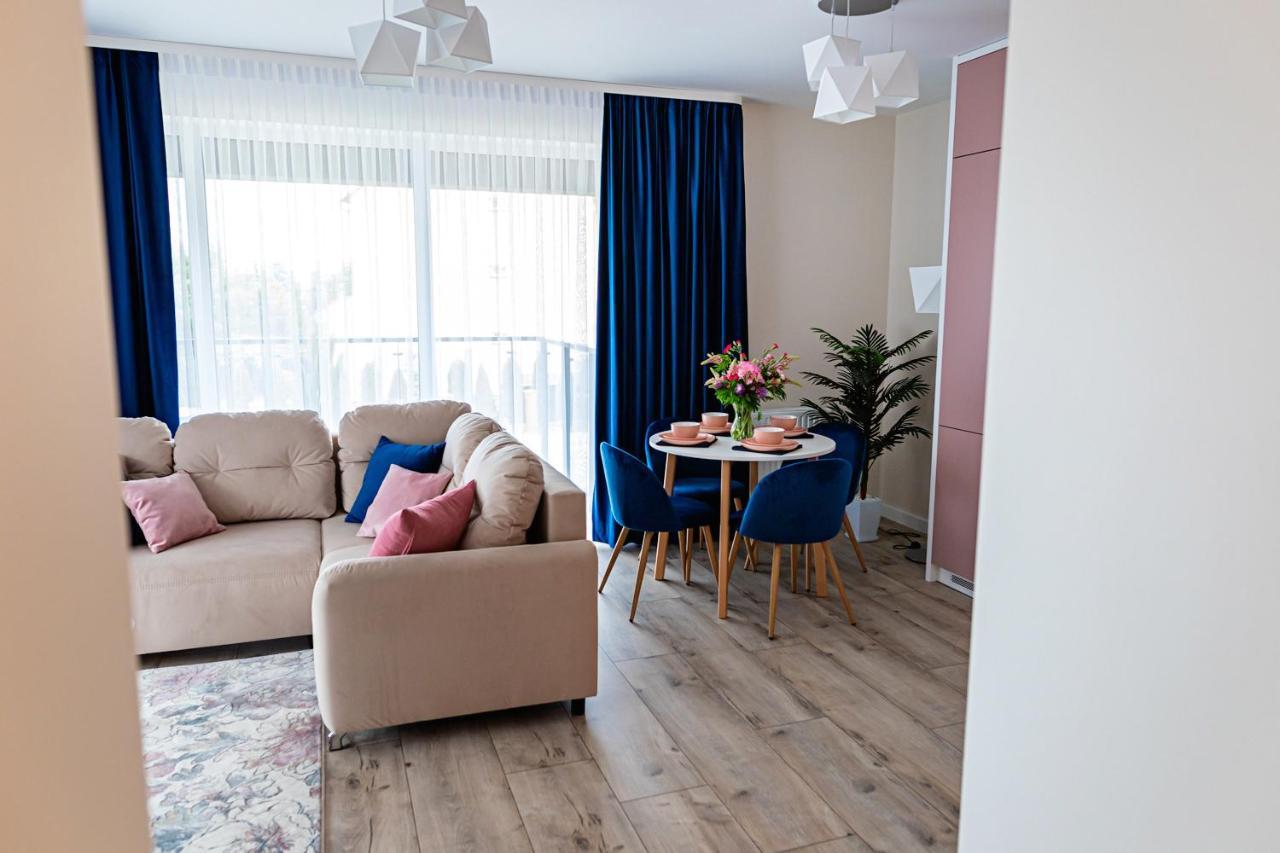 Apartament Bella Rosa Z Podziemnym Parkingiem Kielce Exteriör bild