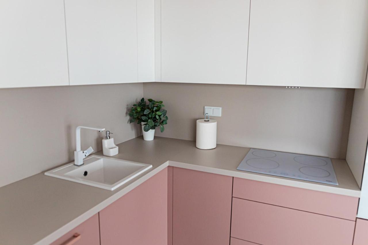 Apartament Bella Rosa Z Podziemnym Parkingiem Kielce Exteriör bild