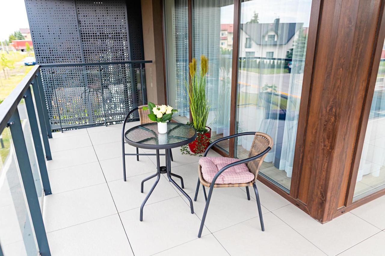 Apartament Bella Rosa Z Podziemnym Parkingiem Kielce Exteriör bild